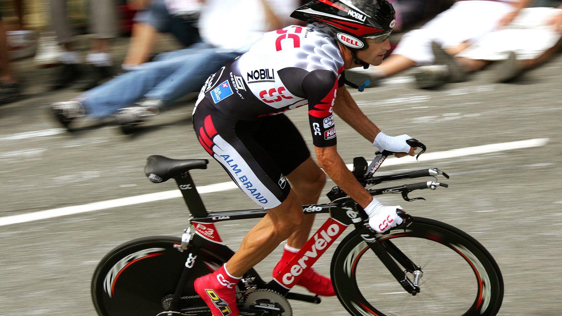 开云体育手机版下载-本菲卡前锋贡萨洛·拉莫斯完成致胜一球